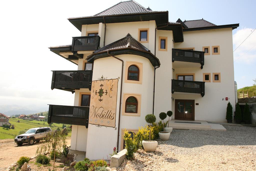 诺比利喀尔巴阡住宅旅馆 佩斯泰拉 外观 照片